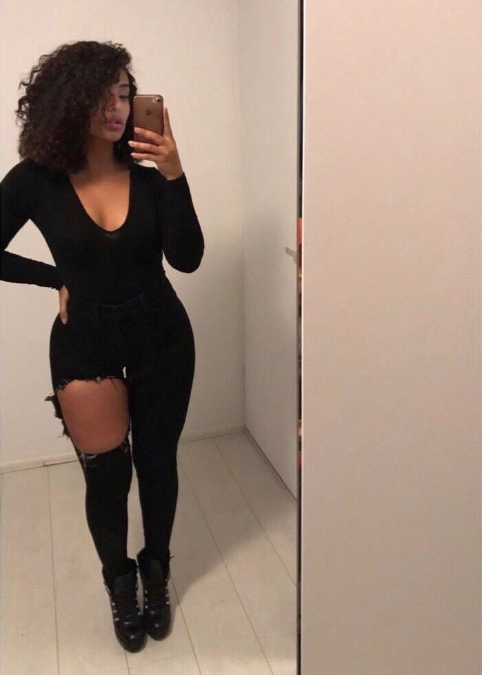 Je suis la plus belle femme de dinant